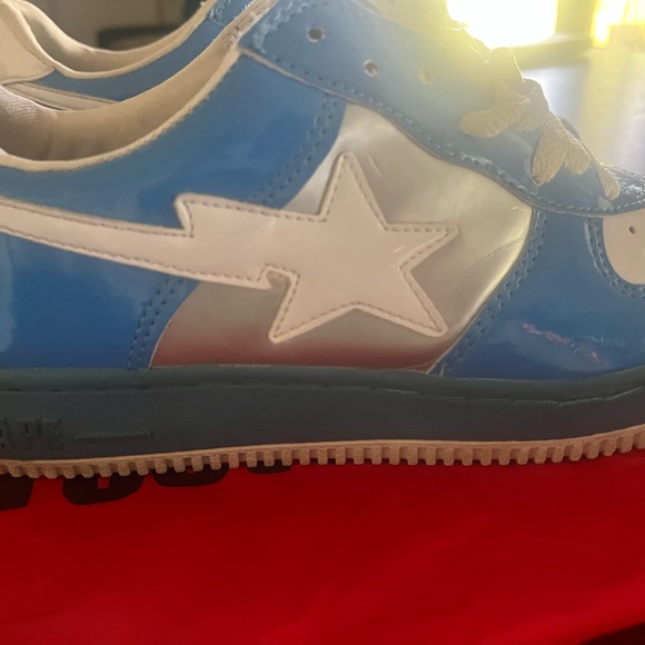 BAPE (A Bathing Ape) Size 8 Silver, Light Blue and White - Picture 2 of 6